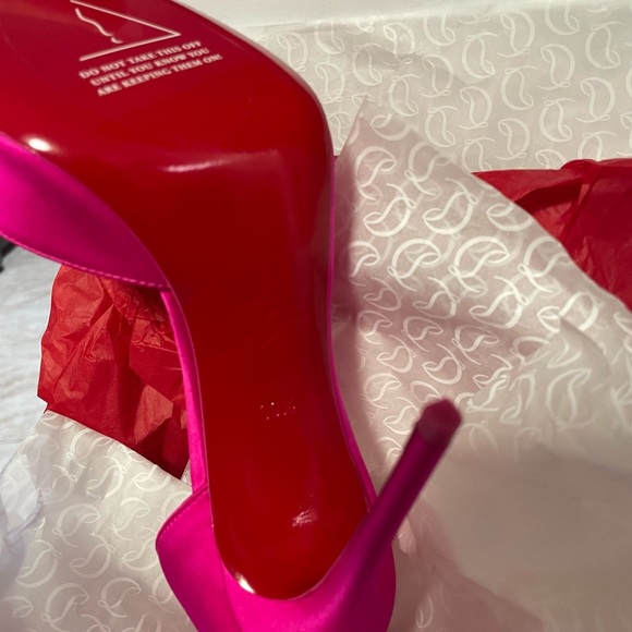Christian Louboutin Iriza Pumps - Crepe satin - Bolerose - Picture 3 of 8